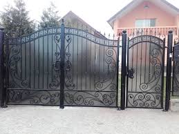 Ofer loc de munca in confectii metalice fier forjat