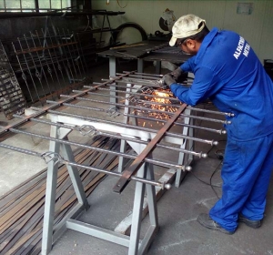 CONFECTII METALICE - INOX - FIER FORJAT GORJ - S.C. ALFACTRUS METAL S.R.L.